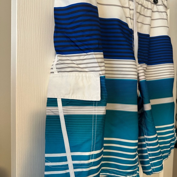 Striped Swimming Trunks - Picture 4 of 5